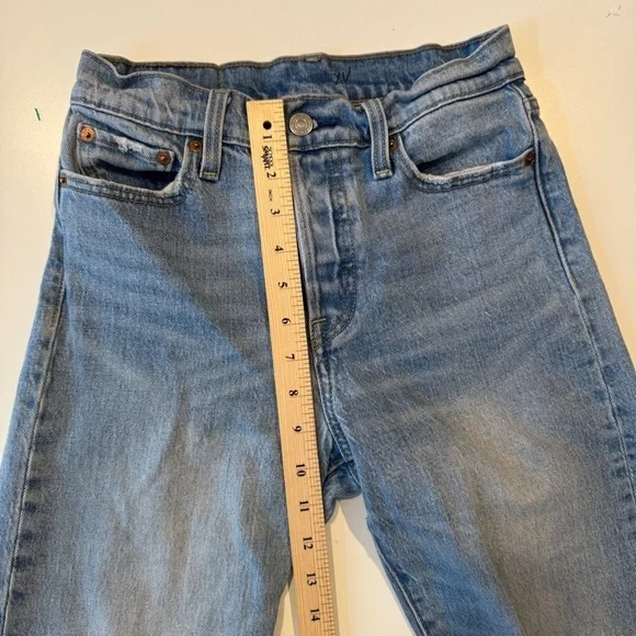 Levi's Wedgie Straight Leg Raw Hem Cropped Rough Tide Jeans Women’s size 26 - Picture 15 of 16